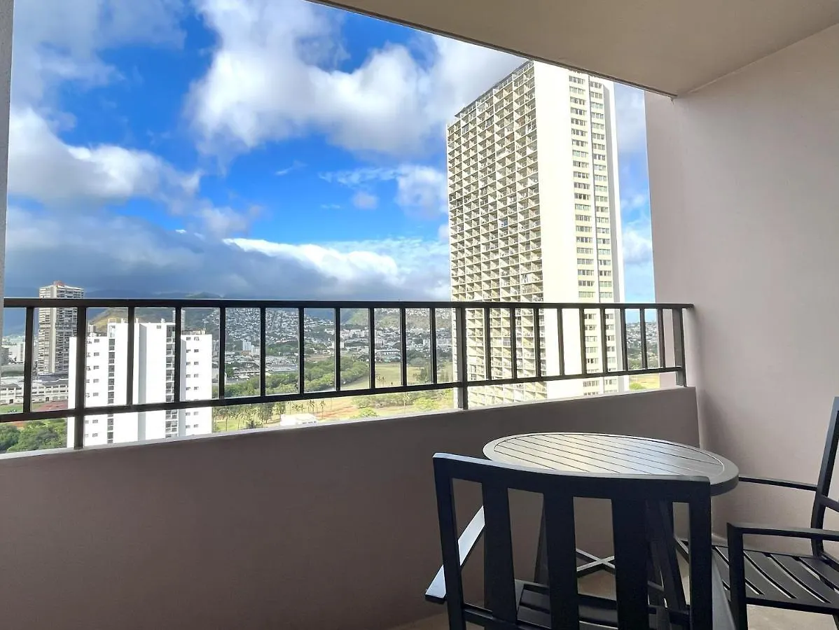Royal Kuhio 1701 - Spacious Corner Unit With Stunning Ocean City Views In The Heart Of Waikiki! Honolulu 0*,  USA
